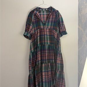 NATURAL LIFE Green and Red Casual Maxi Sundress with V-Neck